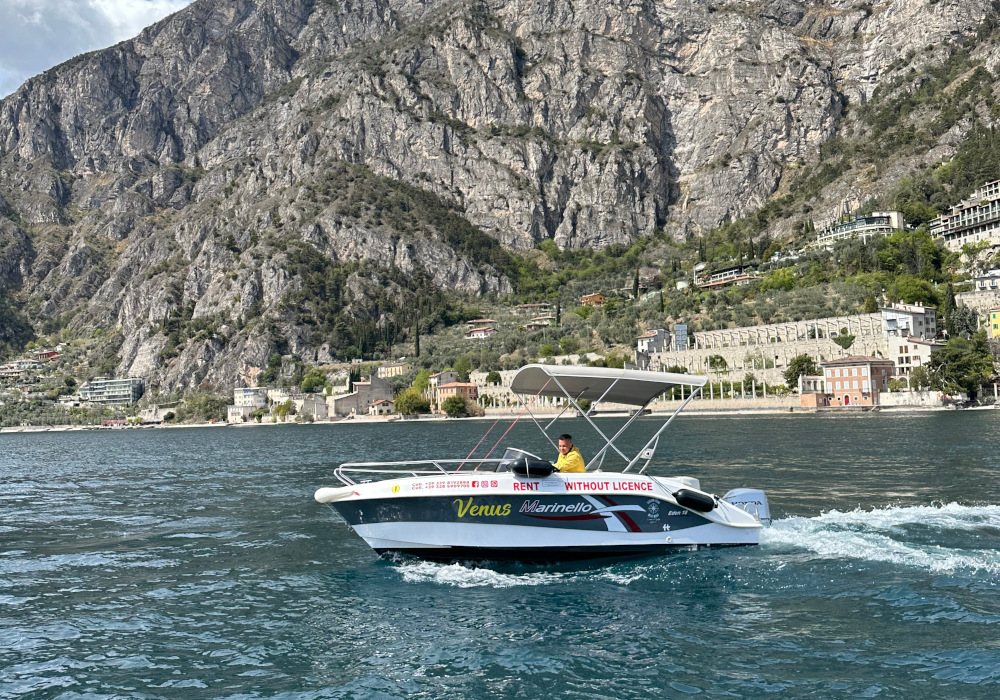 Yellow Team Boat - Emozione pura - La flotta